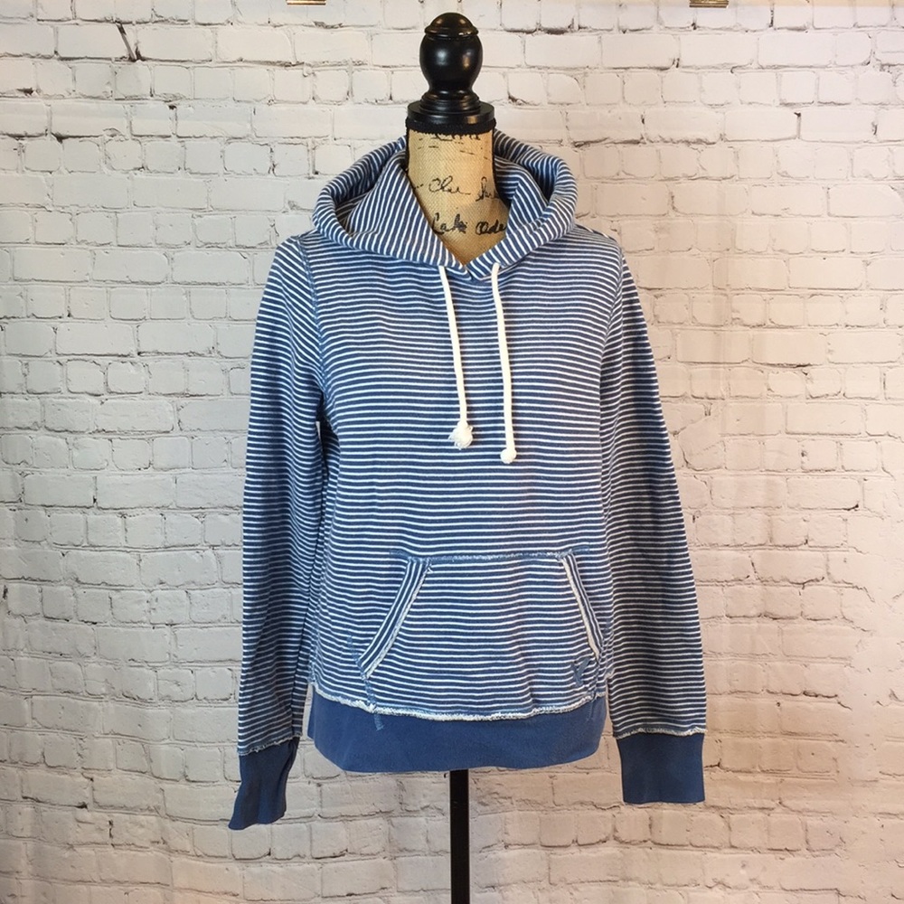 AEO blue striped hoodie w raw edges